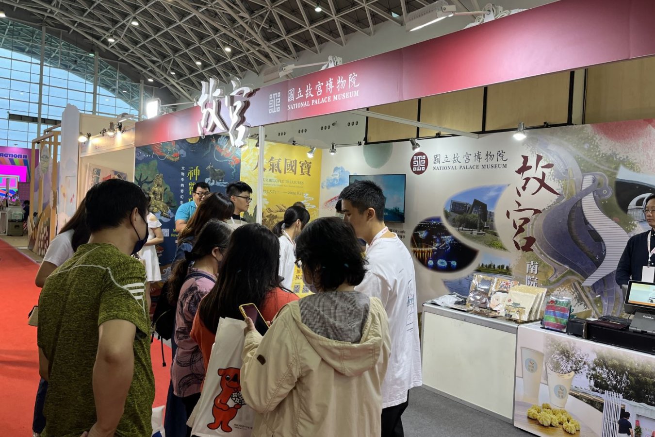 2_2026高雄旅展自5月15日起於高雄展覽館登場故宮南院邀請大家參觀攤位享受專屬好康2025年資料照.JPG