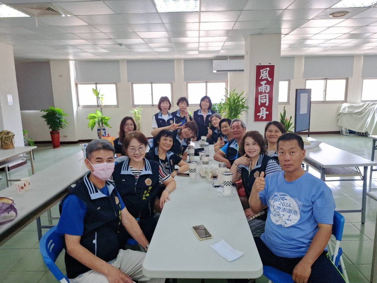 3-志工聯繫會議互相交流學習.jpg