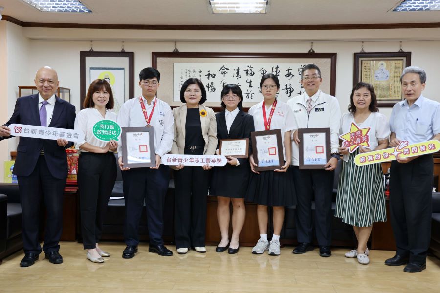 b1bfa003-f9cc-4835-b1d7-f64cd600ccf4.jpg