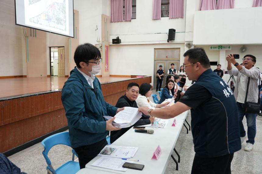 d3c159e3-c363-4bee-a3c8-171c5a97b7a5.jpg