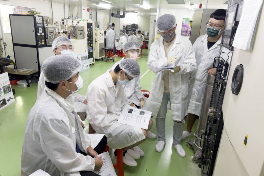 通傳_15至29歲待業青年參加政策性產業職訓課程不但訓練費最高全額補助訓練期間每月.jpg
