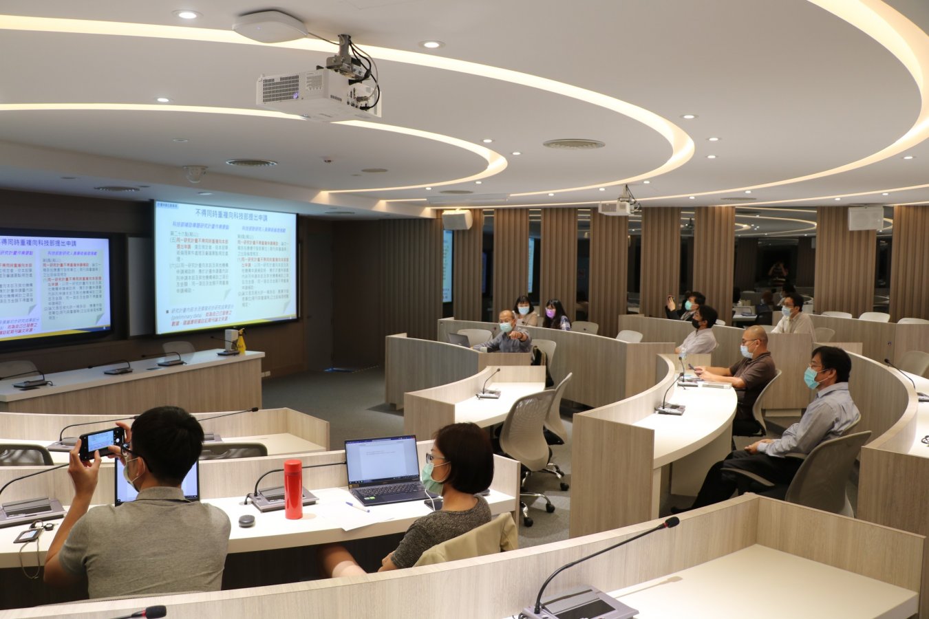 本校研究計畫提升系列講座會場