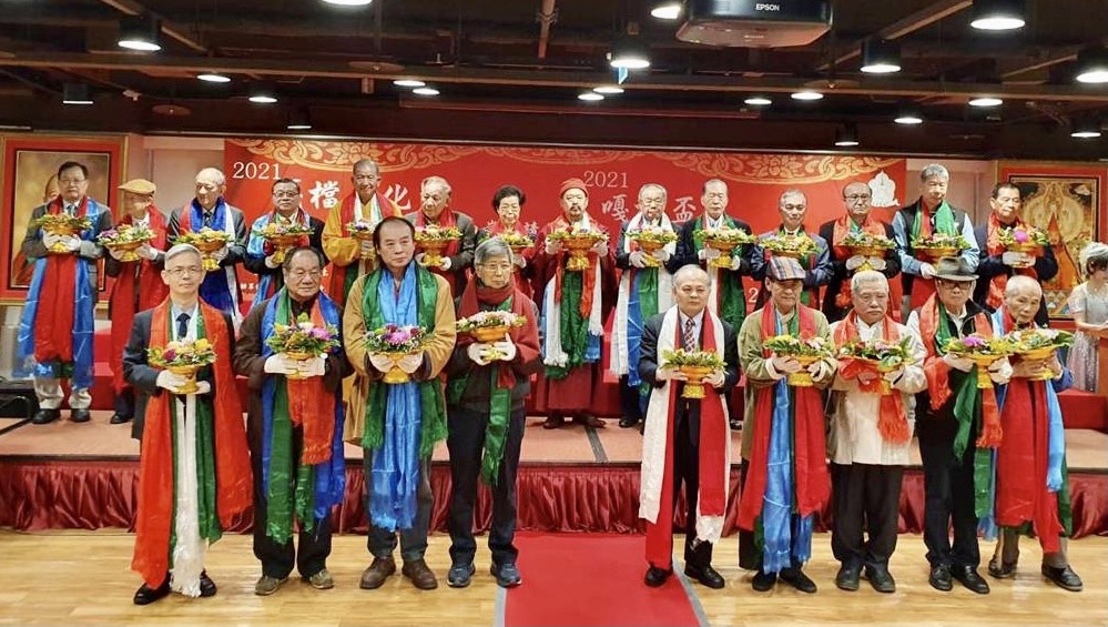 開幕儀式迎接佛祖舍利子來祈福