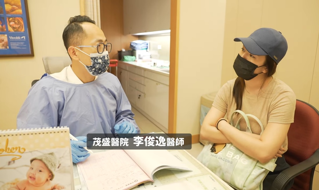 李俊逸醫師為劉品言完成凍卵手術