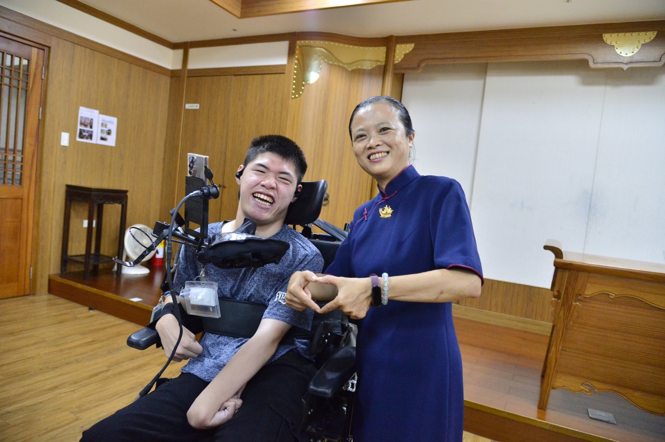 20231014慈濟新聞 用嘴唇打字控制滑鼠 腦麻生獲慈濟新芽獎學金 5 0 copy