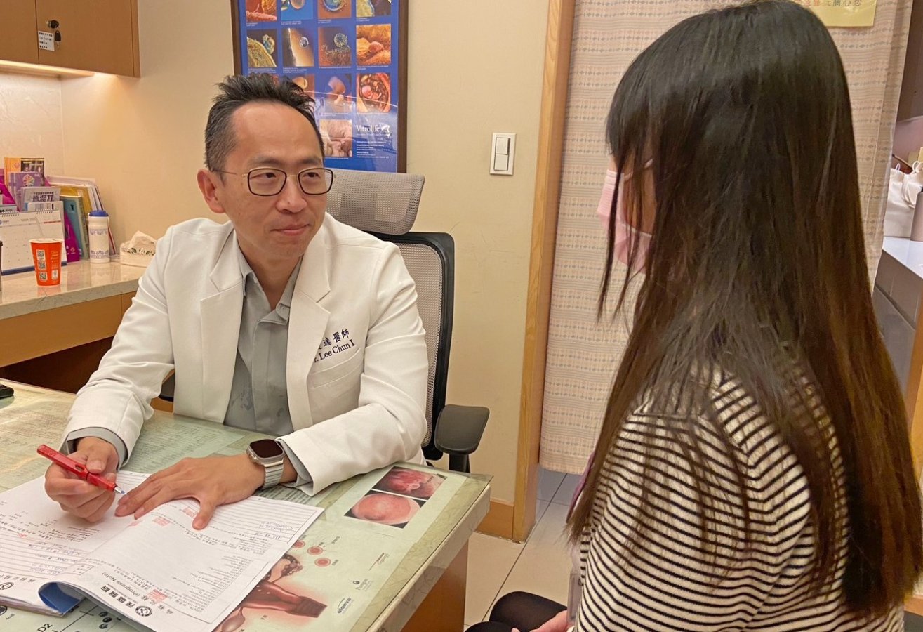00盛醫院不孕科李俊逸醫師建議高齡婦女採用試管療程運用胚胎著床前染色體篩檢PGS