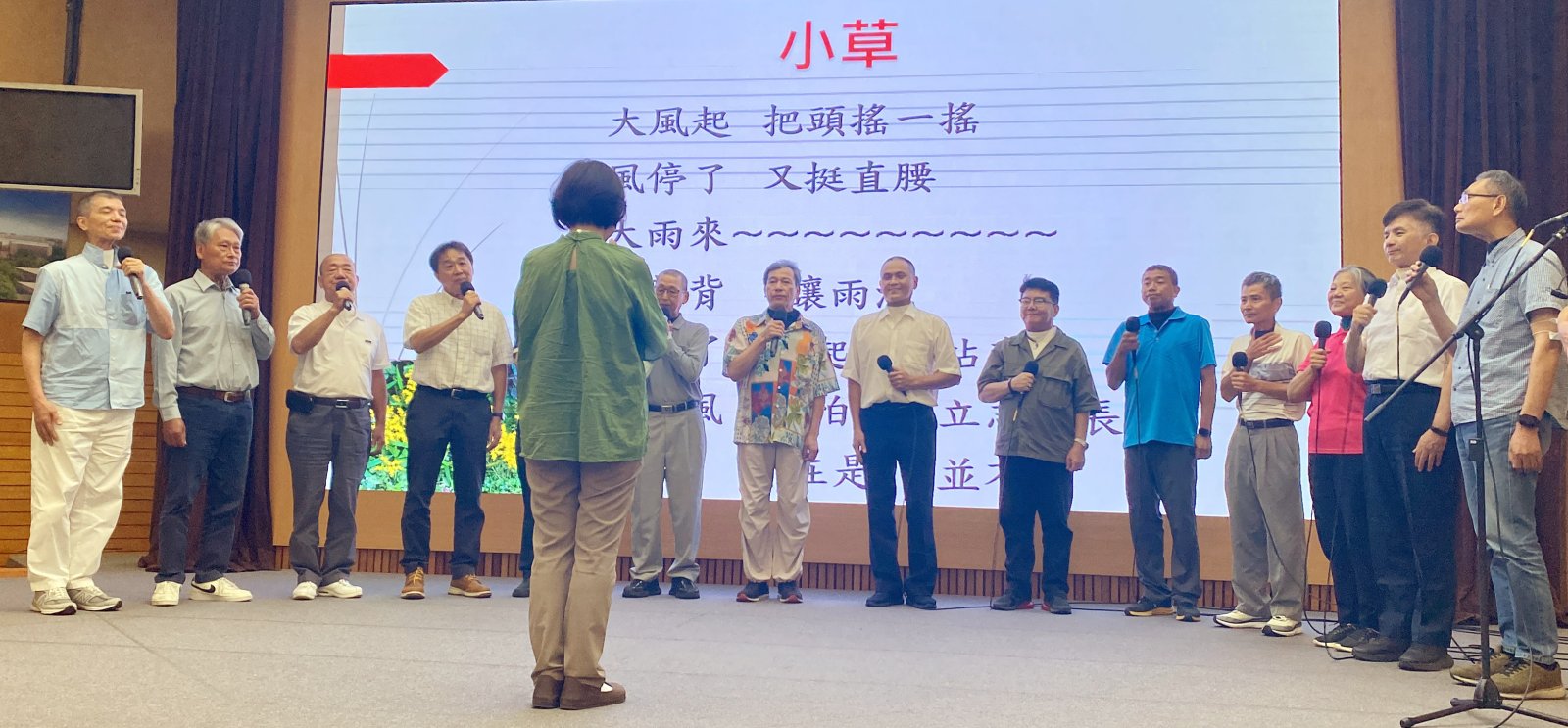 由無喉病友組成的無聲之音合唱團8月16日於台中榮總登台演出